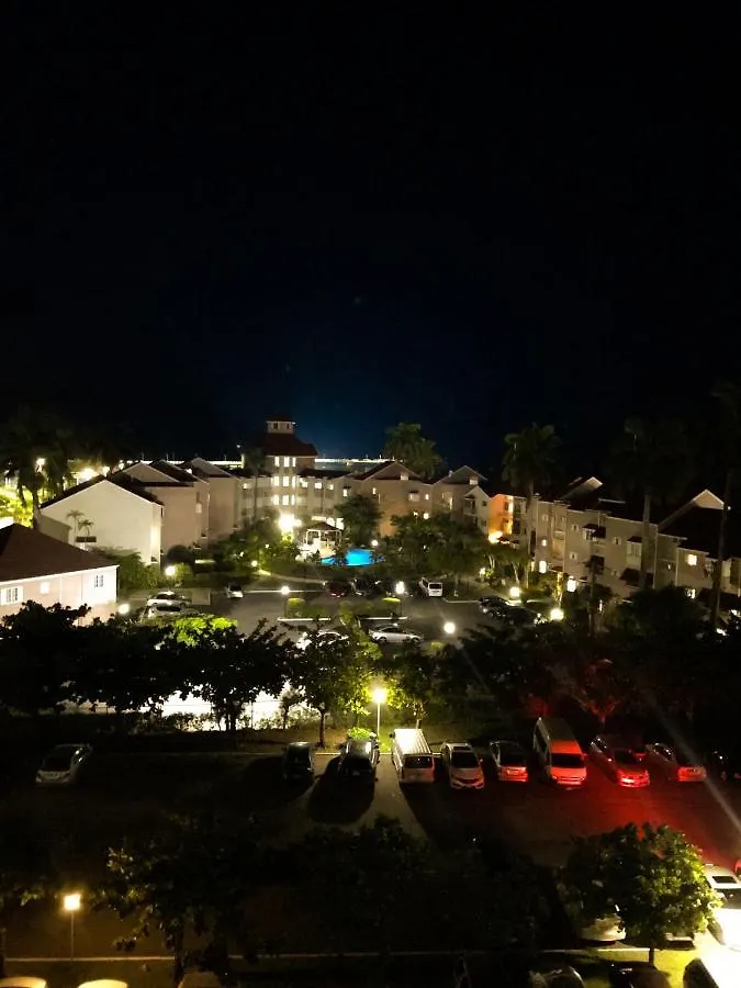 Ocean Den Apartment Ocho Rios
