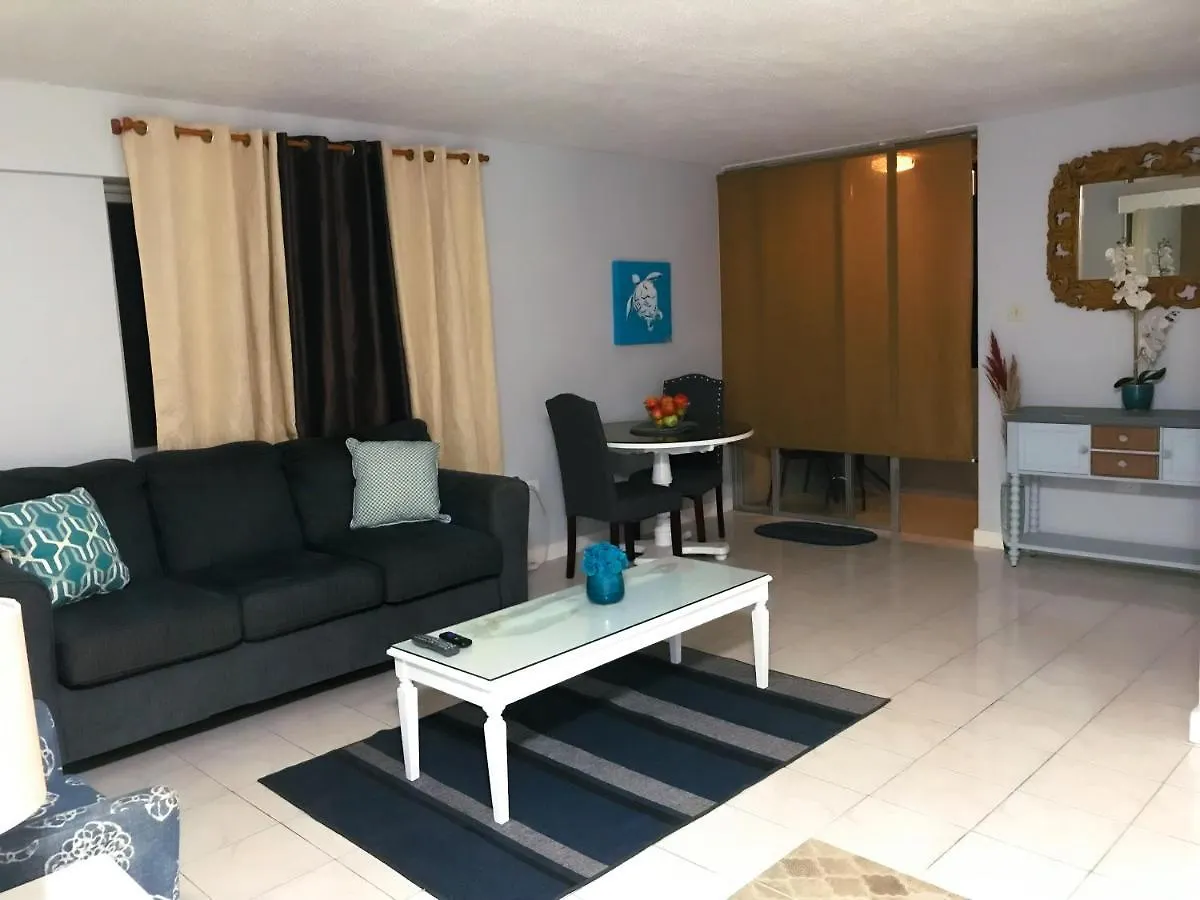Ocean Den Apartment Ocho Rios